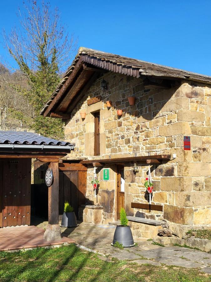 Cabana Pasiega La Quemada San Pedro Del Romeral Exteriér fotografie